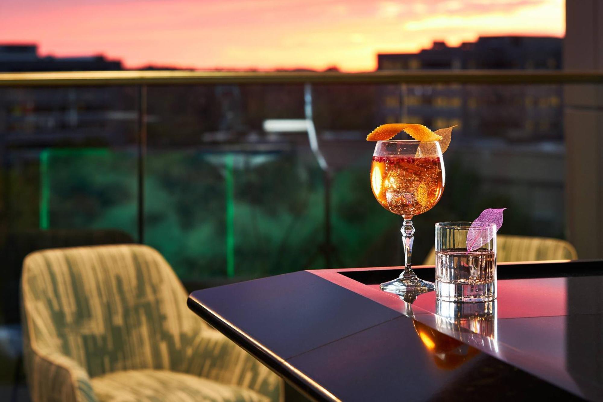 Ac Hotel By Marriott Bridgewater Bagian luar foto