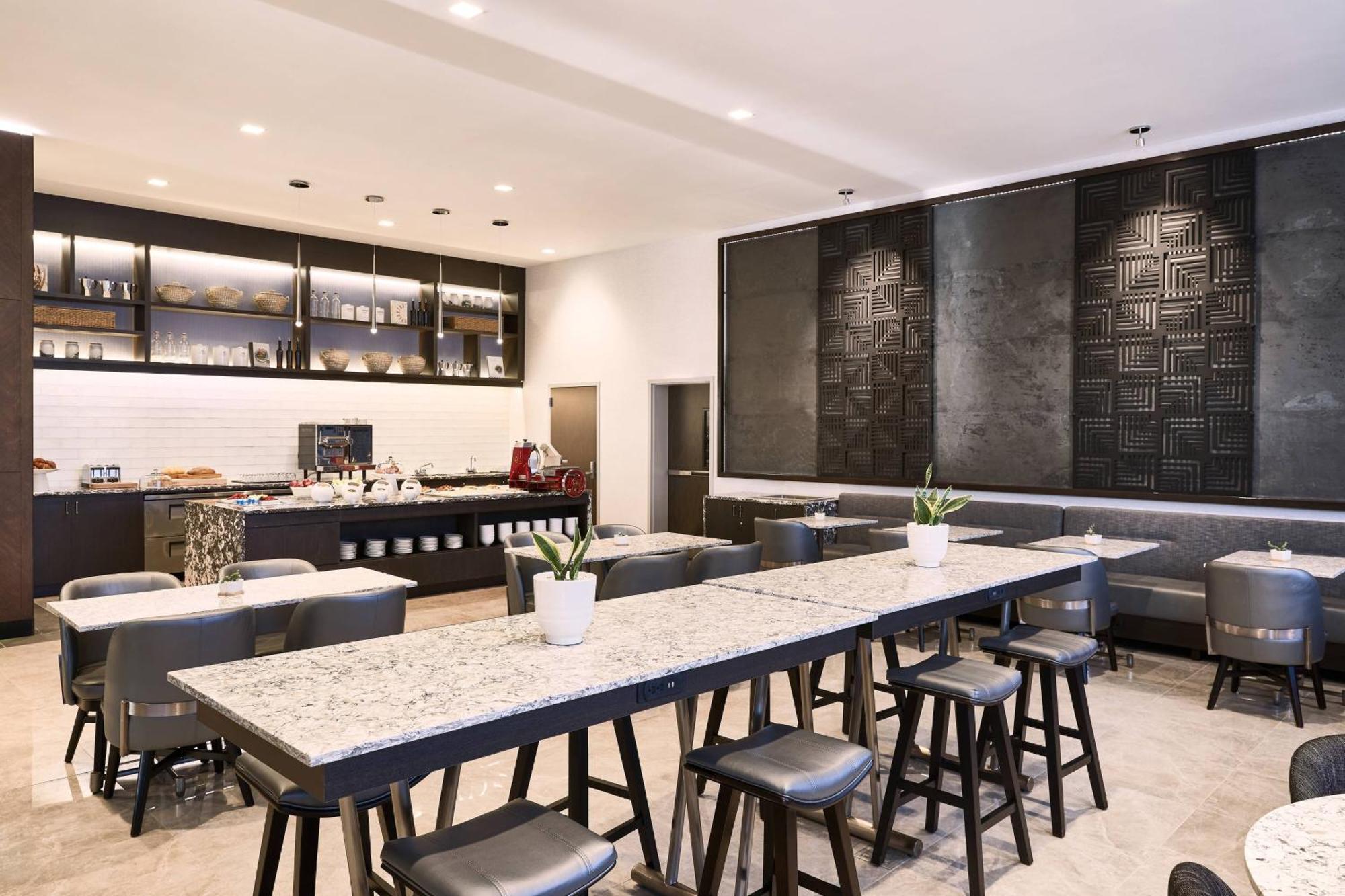 Ac Hotel By Marriott Bridgewater Bagian luar foto
