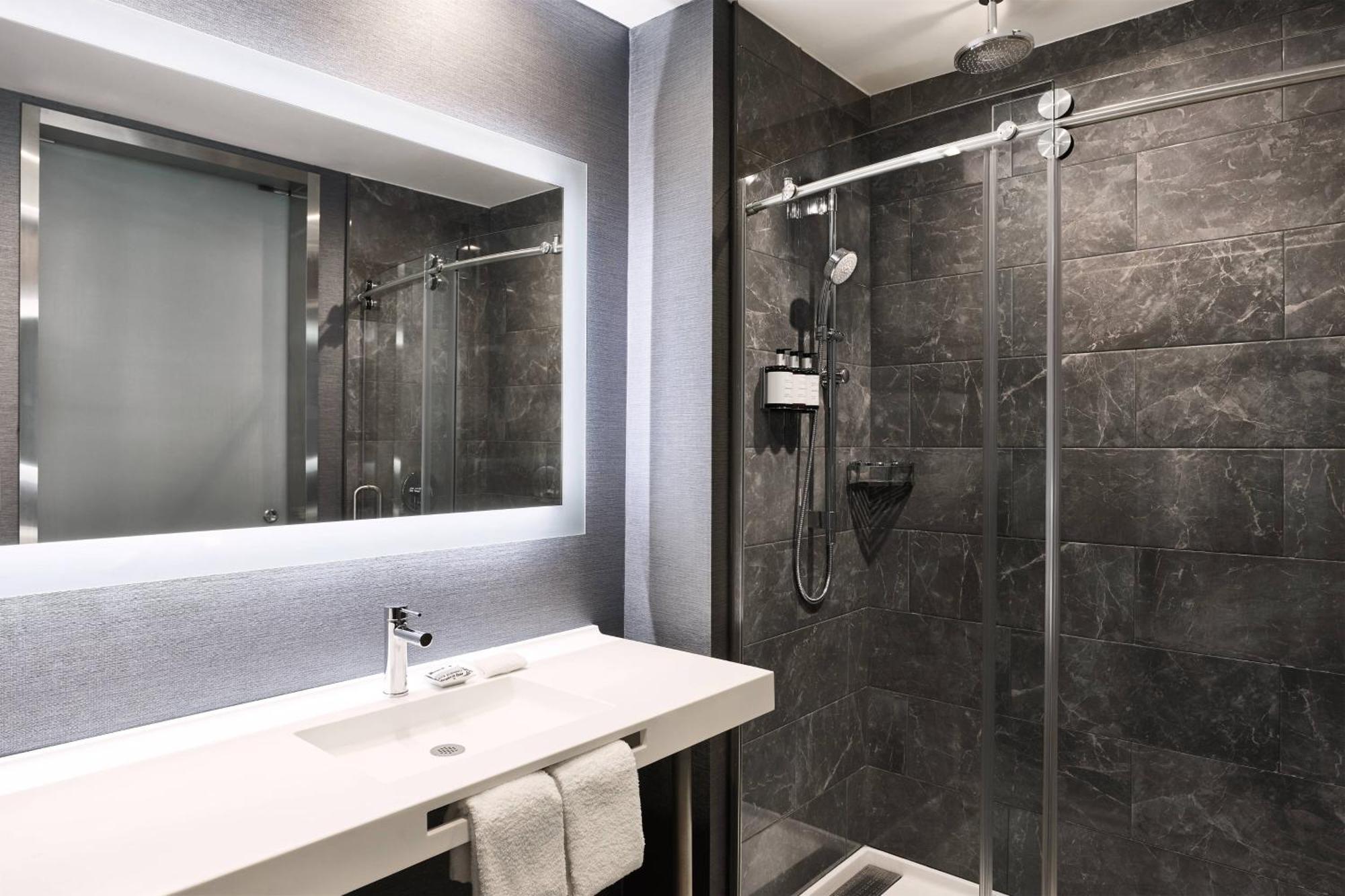 Ac Hotel By Marriott Bridgewater Bagian luar foto